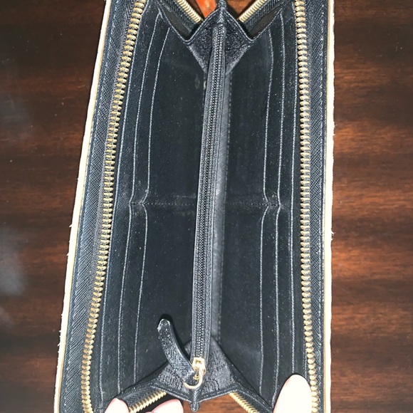 Wallet - Picture 2 of 2